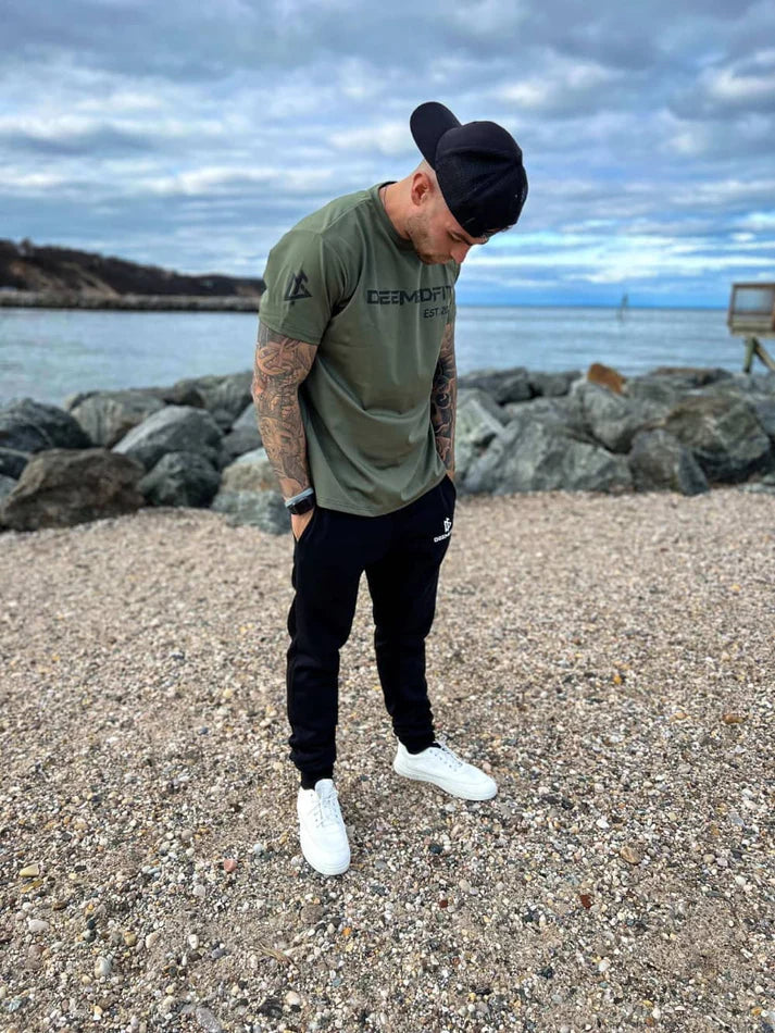 Cotton Joggers "Equipped"