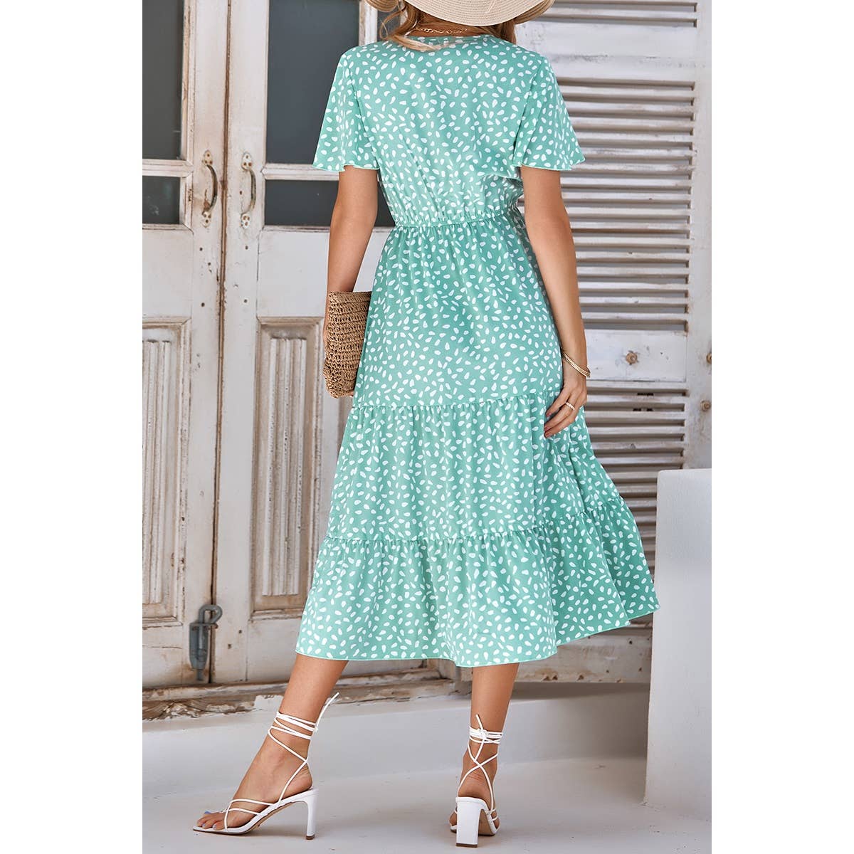 V Neck Ruffles Tiered Sleeve Smocked Midi Dress: LIGHT GREEN