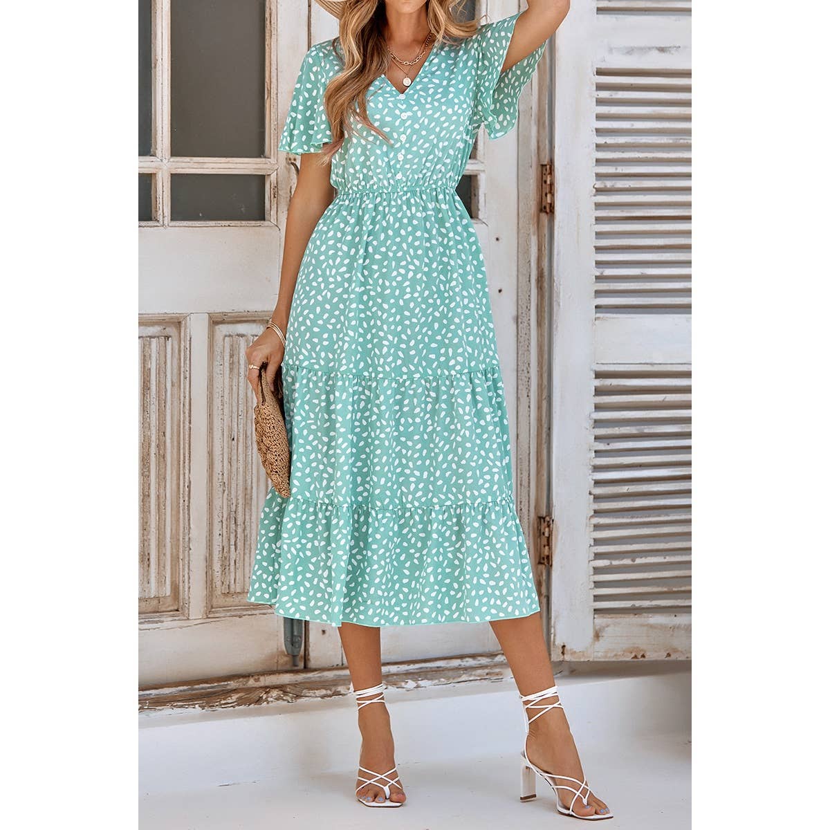 V Neck Ruffles Tiered Sleeve Smocked Midi Dress: LIGHT GREEN