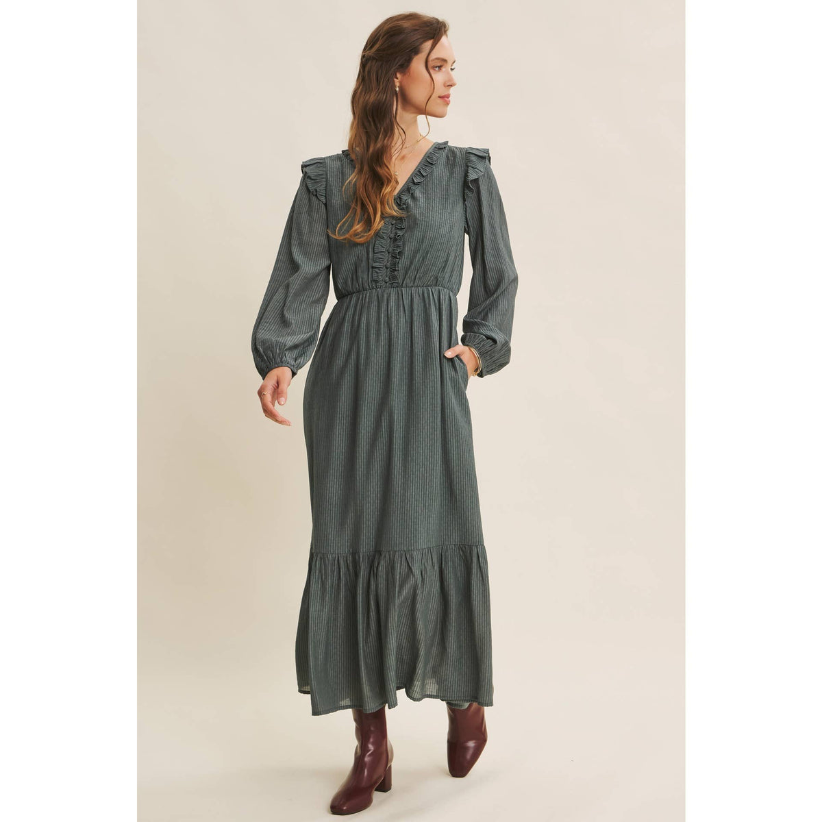 ROMANTIC TWIST OF TEXTURED BUTTON-DOWN MAXI DRESS: SILVER PINE / L