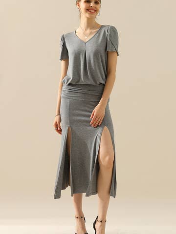 SOLID V NECK SHORT TULIP SLEEVE TUNIC TOPS: