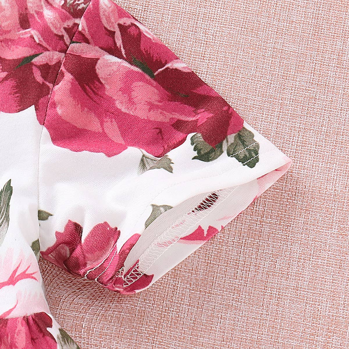 2-Piece Baby Girl 95% Cotton Ripped Denim Jeans & Floral Top: Multi-color / 9-12 Months