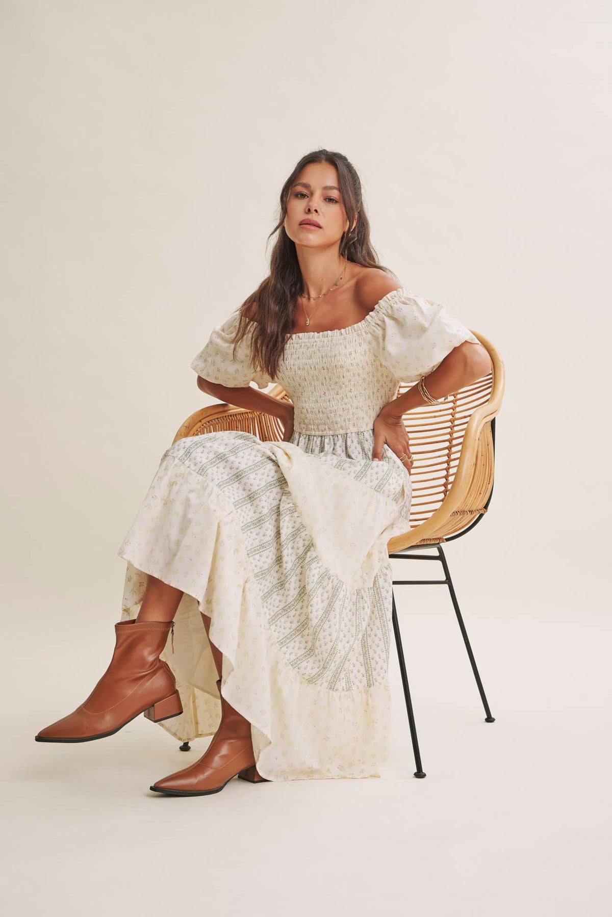 DAYDREAM PATCHWORK FLORAL SMOCKED TIERED MIDI DRESS: NATURAL/TAUPE / S